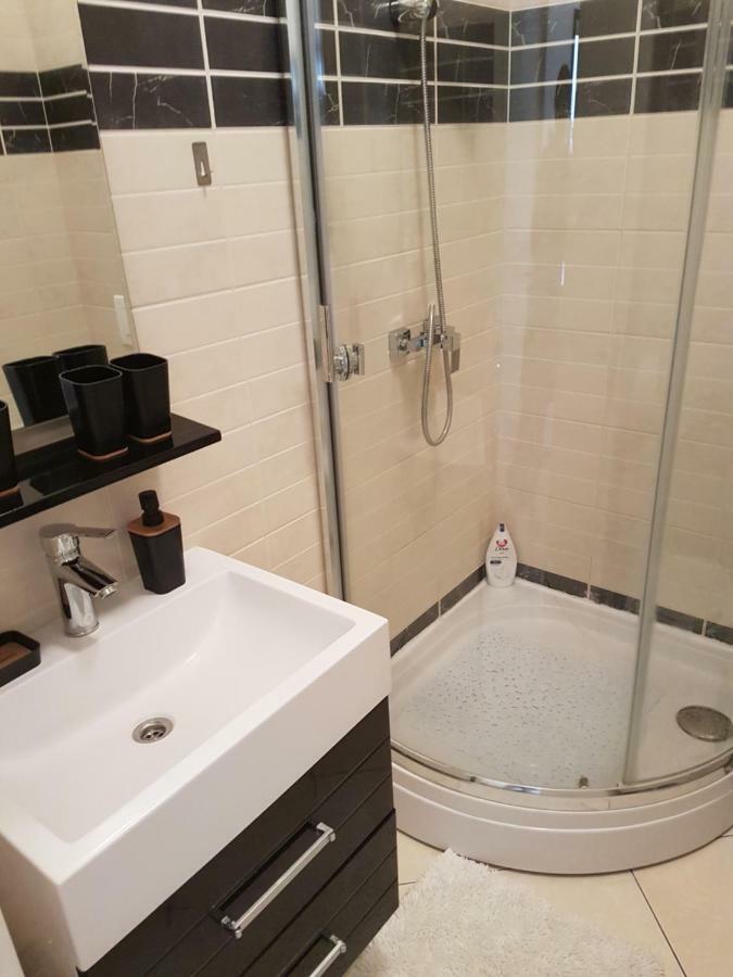 Apartment Novalja 4+2 Dış mekan fotoğraf